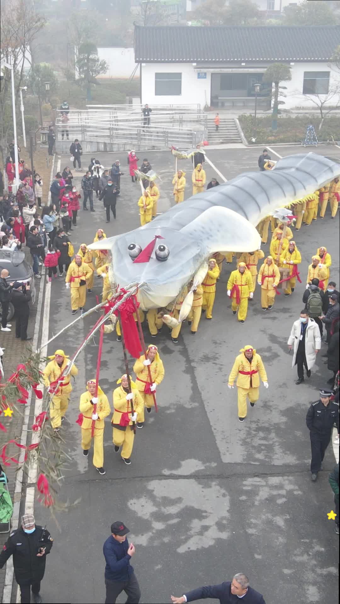  “五一”搞氣氛哪家強(qiáng)？明清古巷將請出“蝦子起拱”