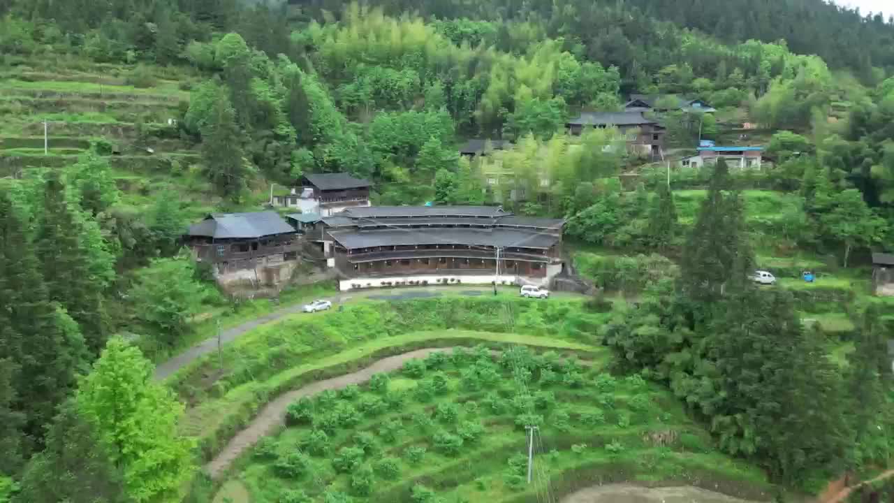 城步：苗绣传承人伍前金入选国家级文旅带头人