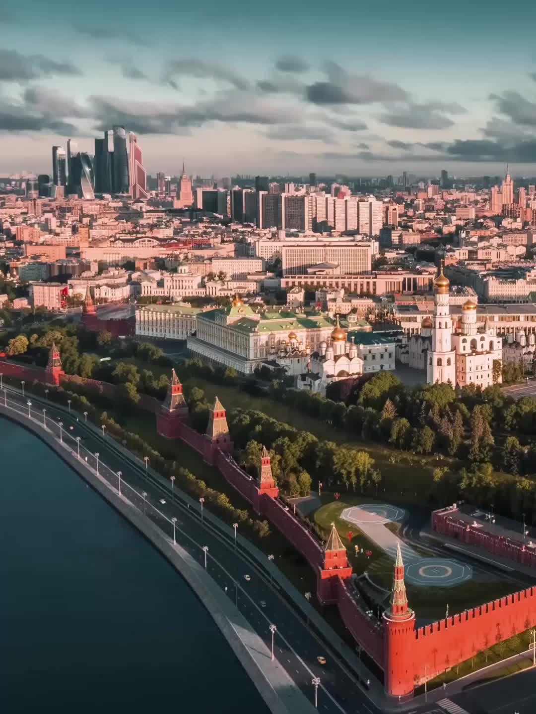 影像速览！领航战略协作 共促世界和平