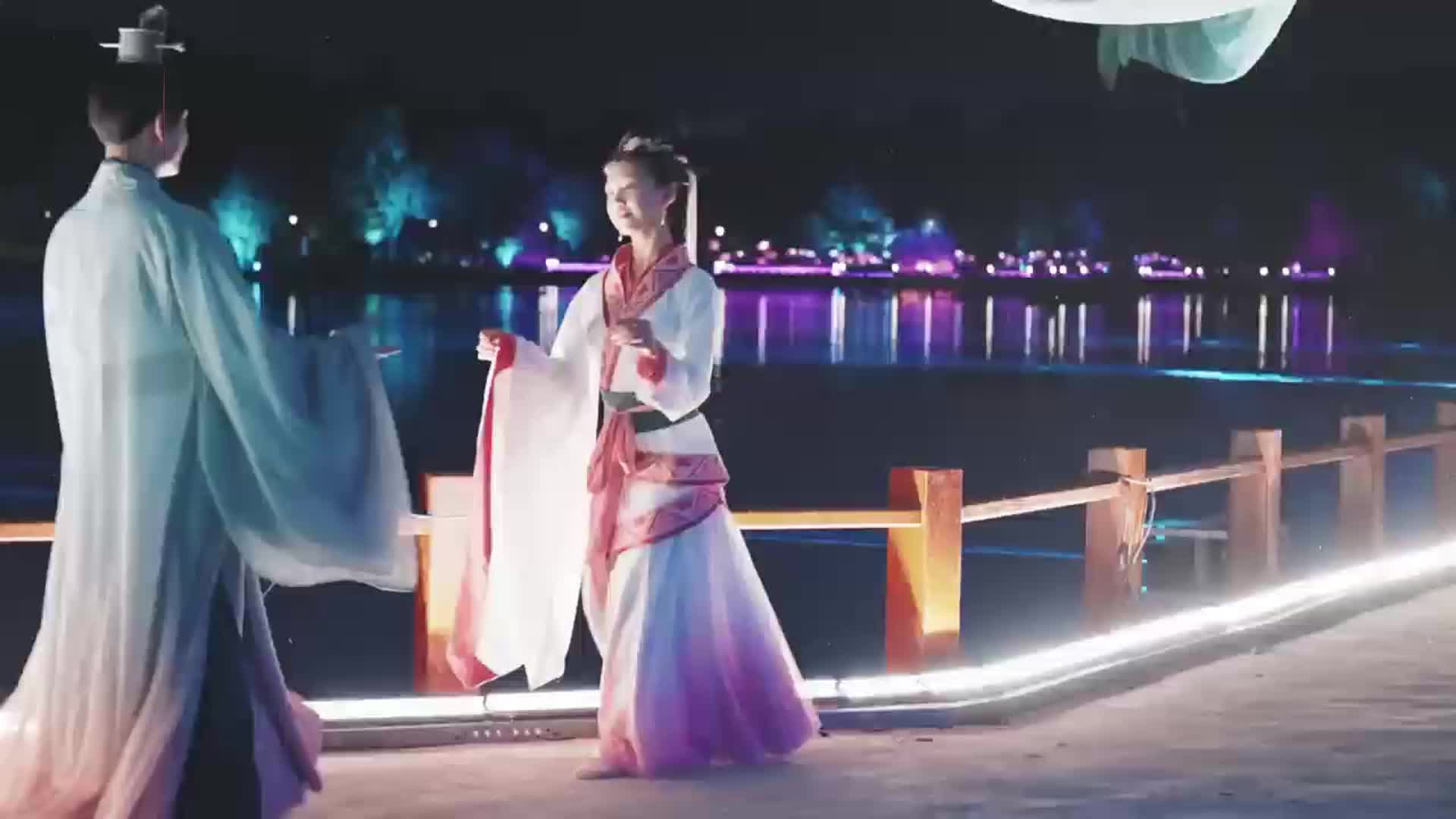 数字艺术重现千年诗境，《赊月洞庭》南湖夜游岳阳上演