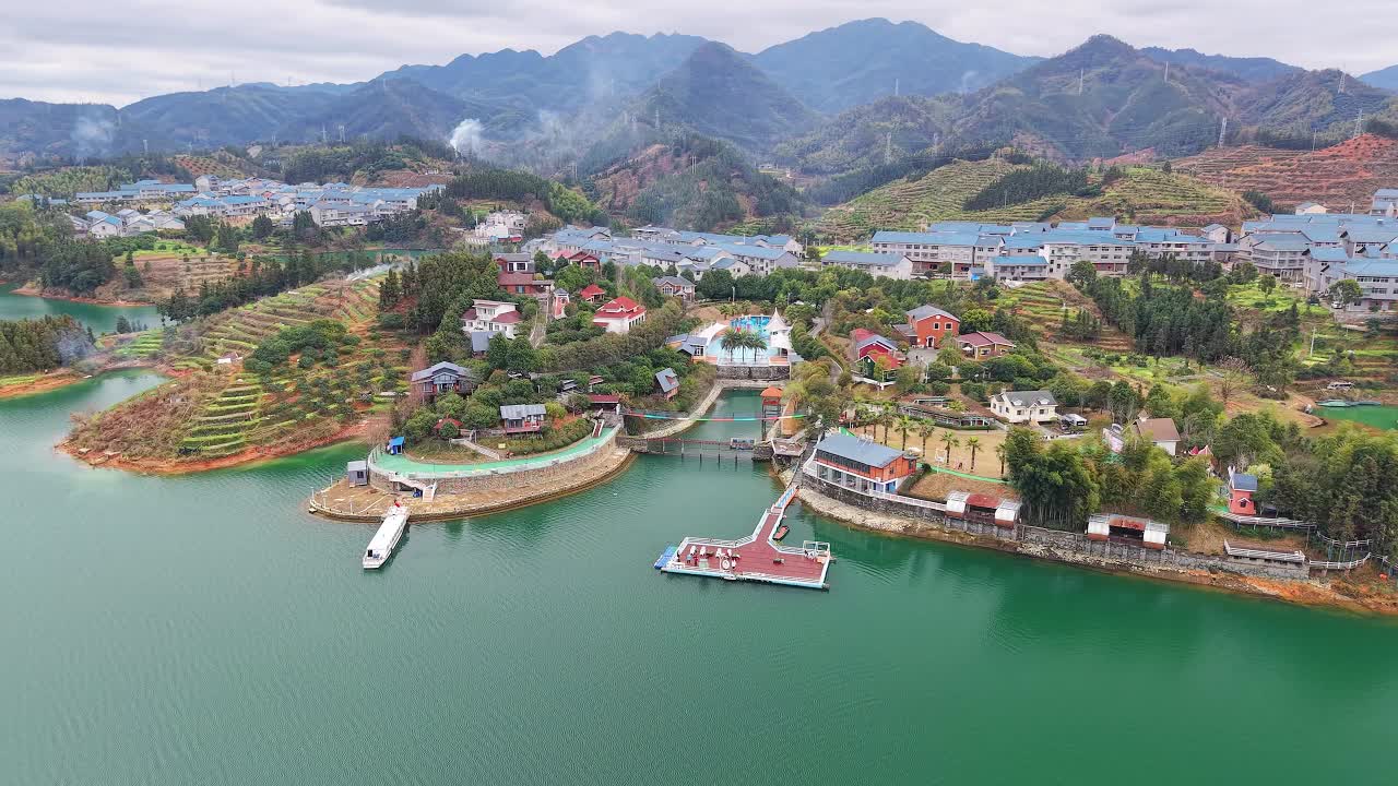 福地怀化·康养季｜视频：杨梅红时，来清江湖畔过几日康养慢生活