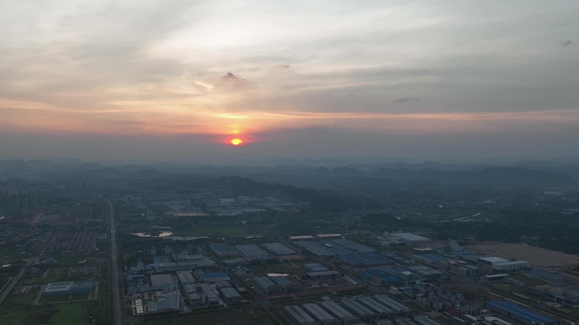 視頻|換個角度看婁底：璀璨經(jīng)開區(qū)之夜