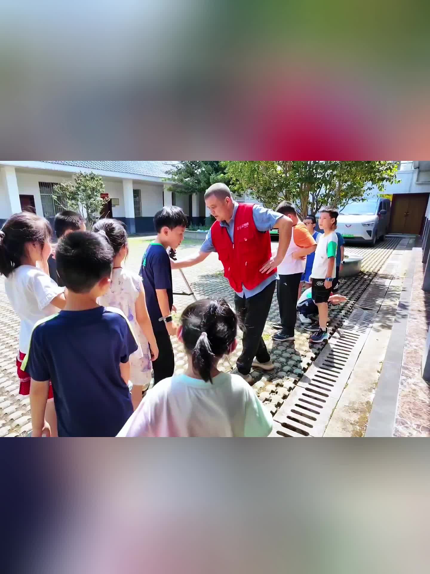 科教老师义务科普 点燃学生暑期“天文热”