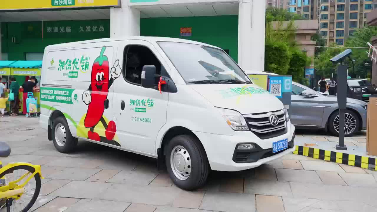 買菜送菜不愁！“供銷服務(wù)車”把新鮮好物送上門