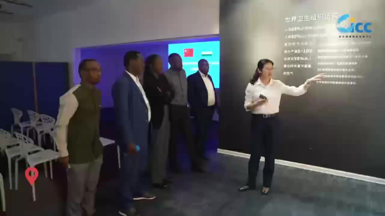 双语新闻丨长沙魅力圈粉卢旺达友人：基建硬核，热情满满
