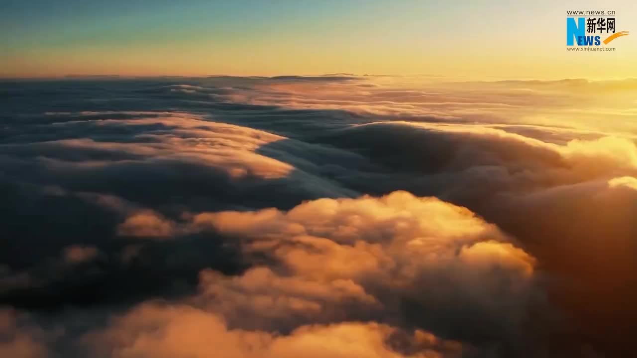 湖南桂阳：云涌风车转 秀美好风景