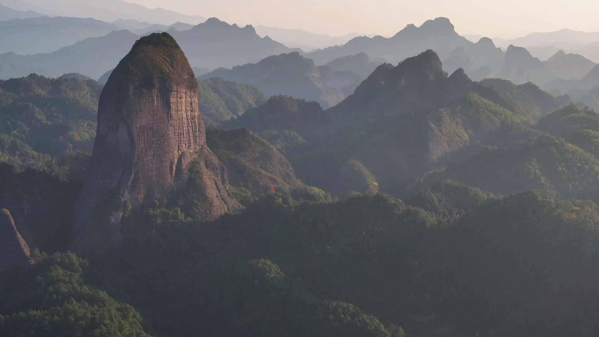 丹霞崀山 湖南“诗意天花板”