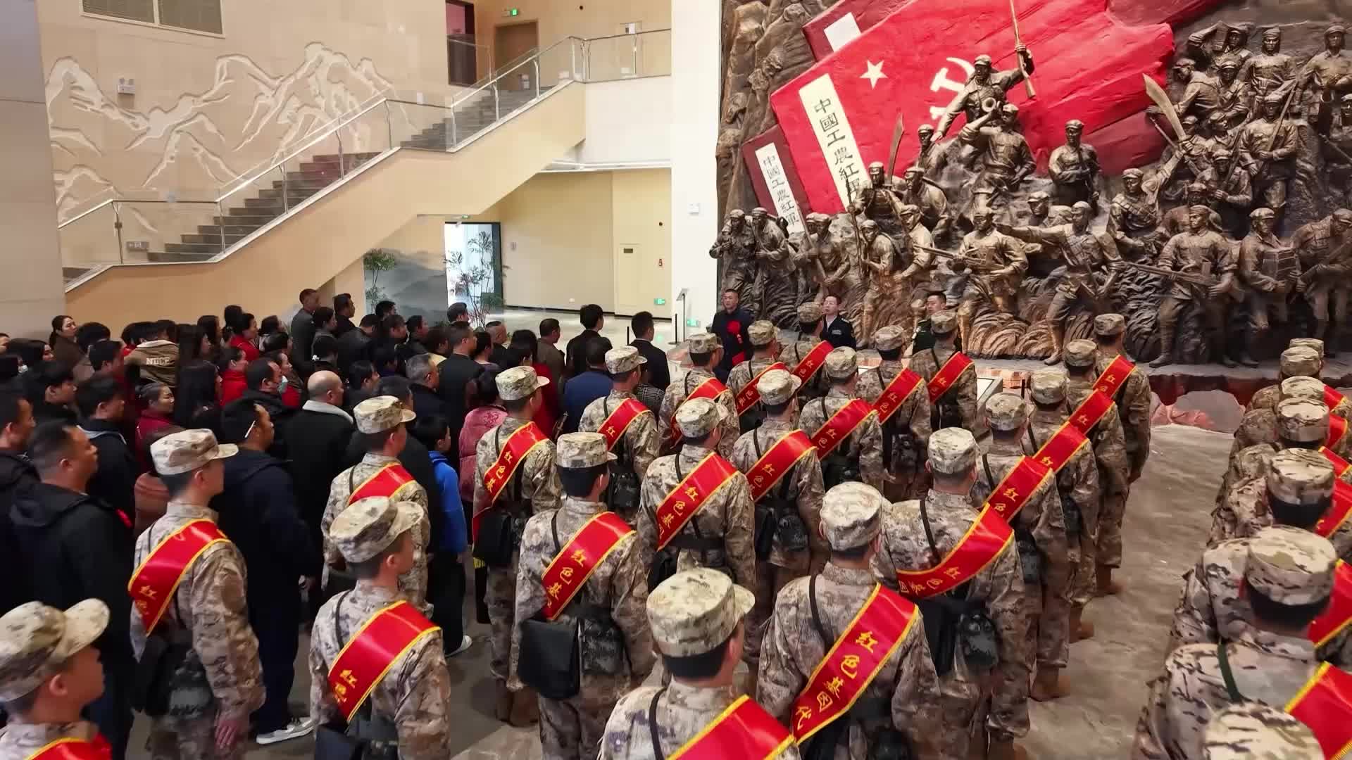 热血青春，逐梦军营！30余名汝城青年参军报国