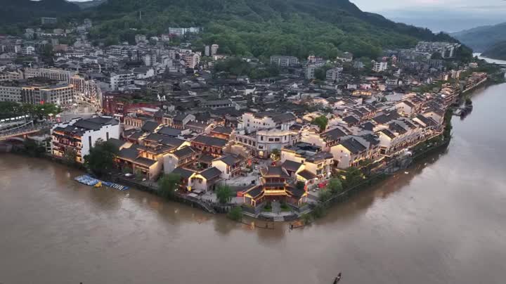 万千气象看湖南｜洪江夜未央，灯火正阑珊