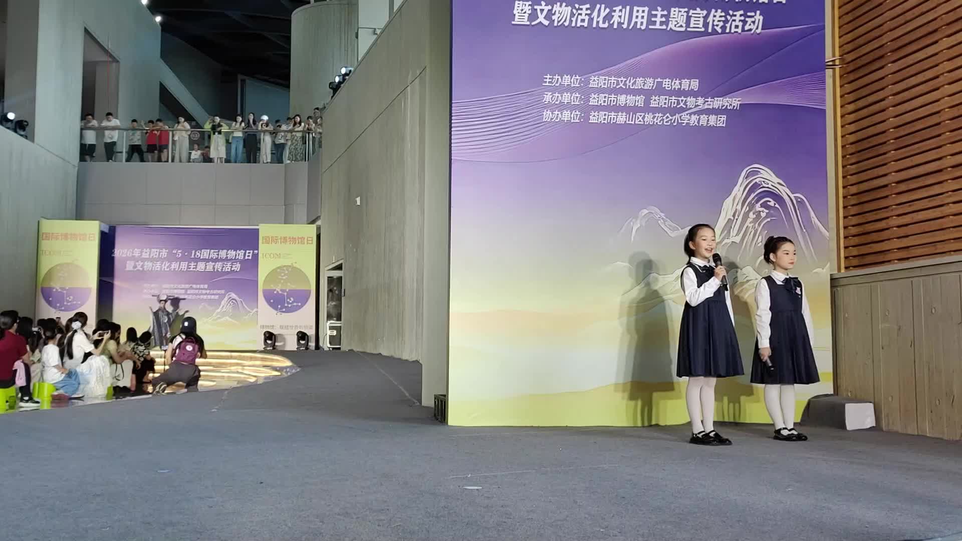 博物馆里的“文物时装周”！创意T台秀让文物“活”起来