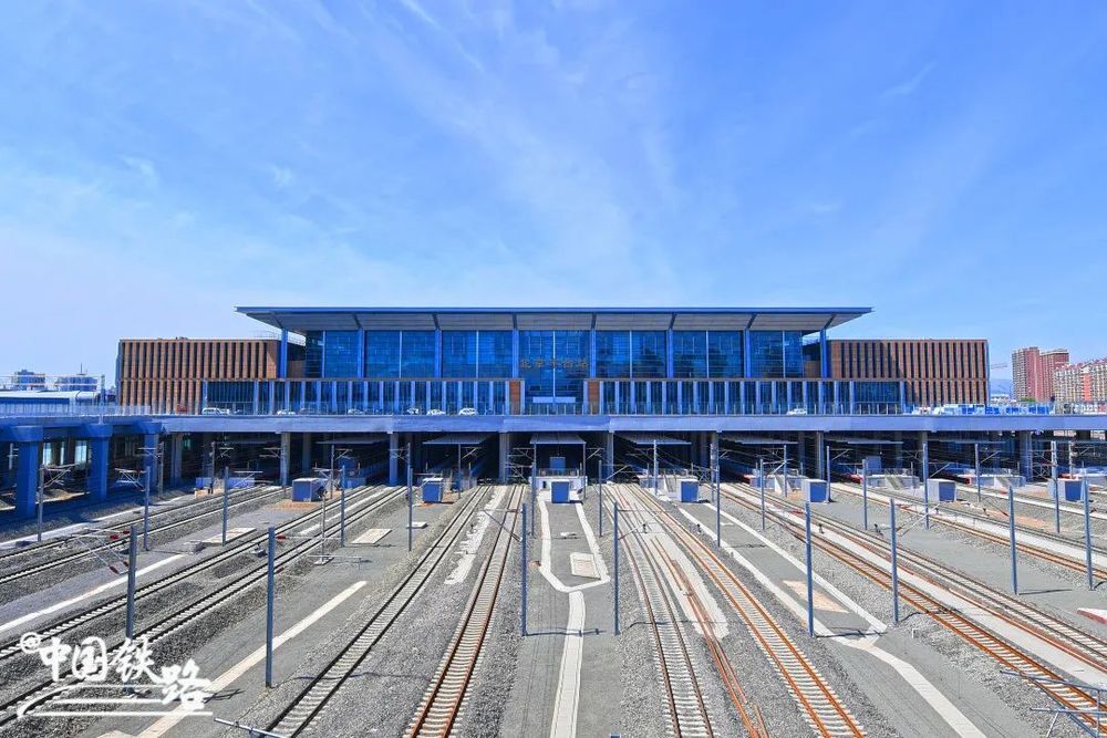 亚洲最大铁路枢纽客站北京丰台站20日开通