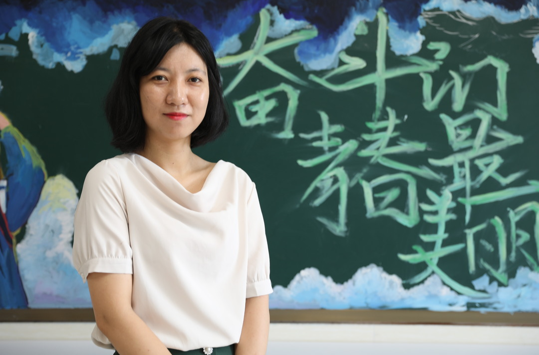金子靖：做学生成长路上的“指路明灯”