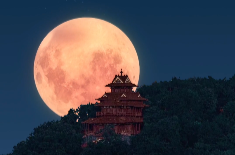 中秋节夜晚，月亮送上了最浪漫的礼物