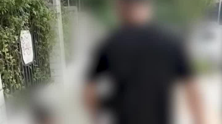 致敬平凡英雄！37岁白发缉毒警被误以为是孩子爷爷