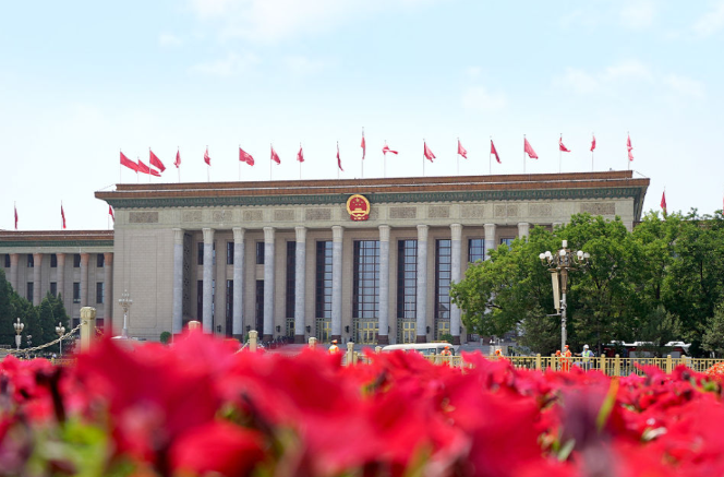 京外二十大代表团陆续抵京