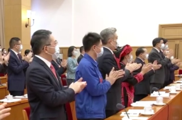 时政现场说丨团结才能胜利 奋斗才会成功 习近平参加党的二十大广西代表团讨论