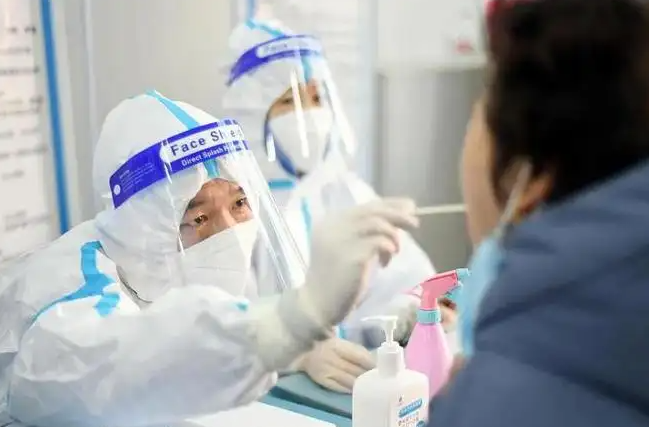国家卫健委：昨日新增本土确诊病例158例，新增本土无症状感染者638例