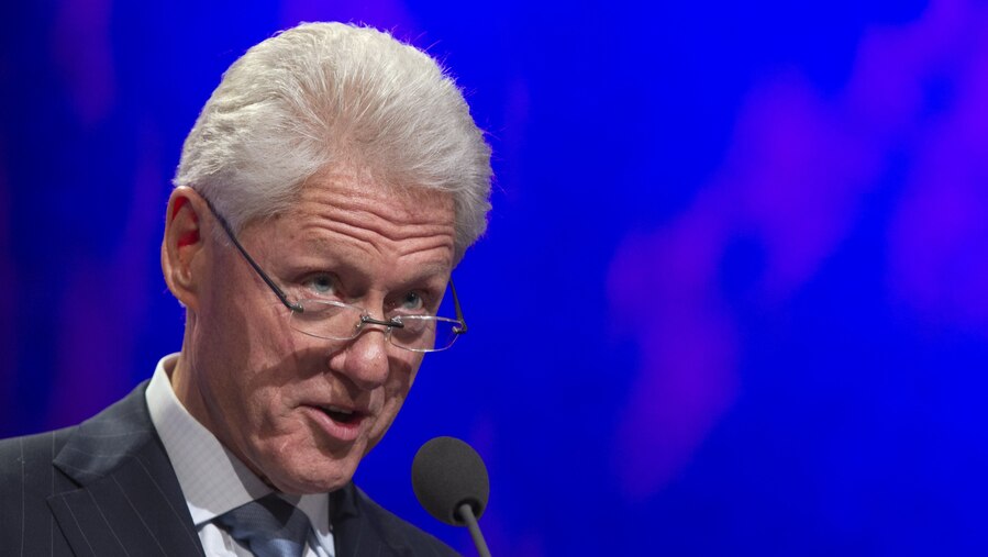 美国前总统克林顿新冠阳性目前症状轻微