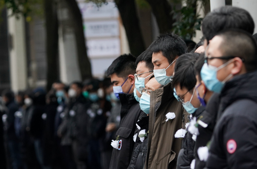 敬爱的江泽民同志永垂不朽 ——全国各地各族人民沉痛悼念江泽民同志