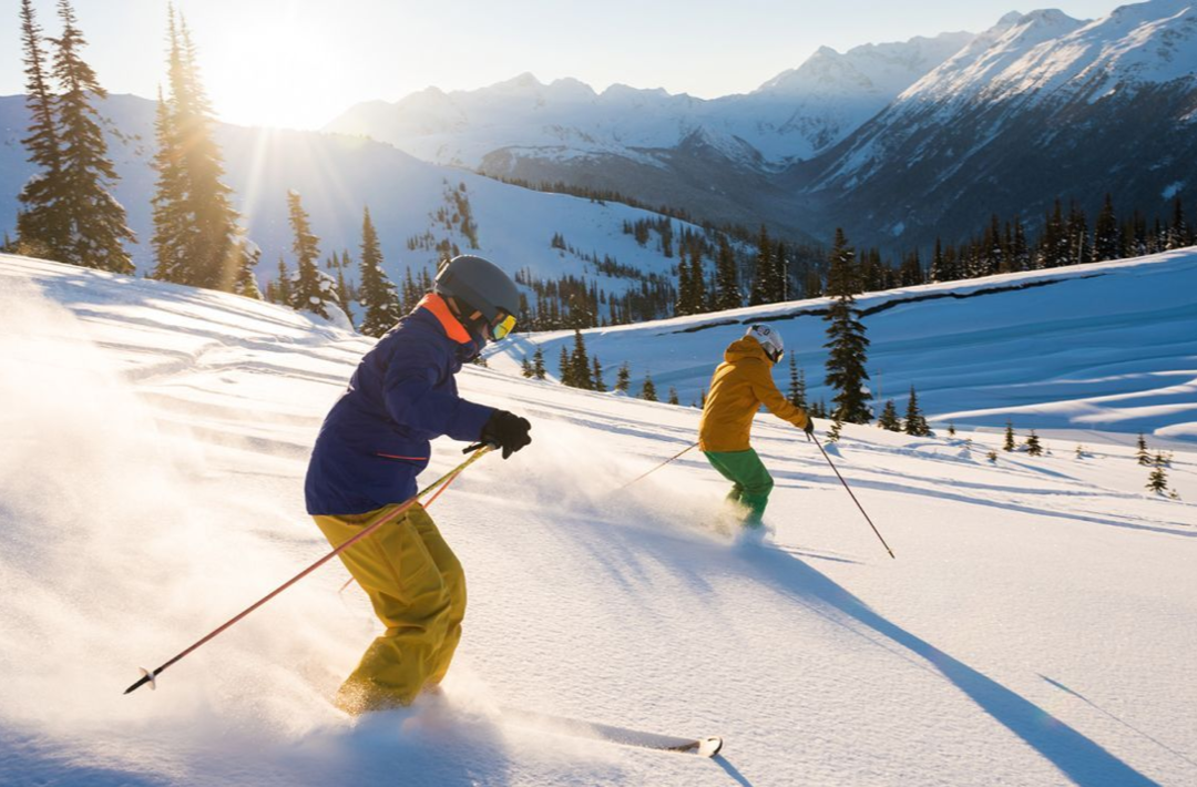 滑雪滑冰，享受冬季运动带来的激情与快乐 专家：还需避免运动损伤