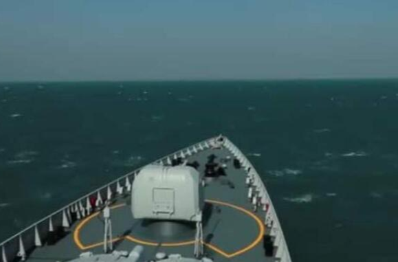 中俄海上联合2022军事演习中方舰艇起航
