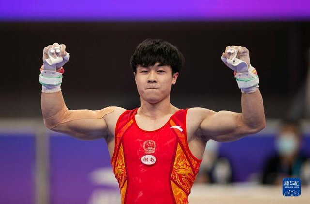 杨家兴登上中国体操世界冠军榜