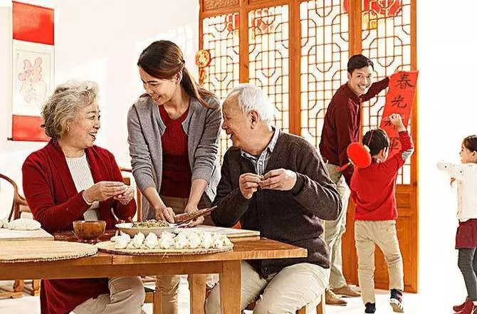 春节期间，如何保护家中老人