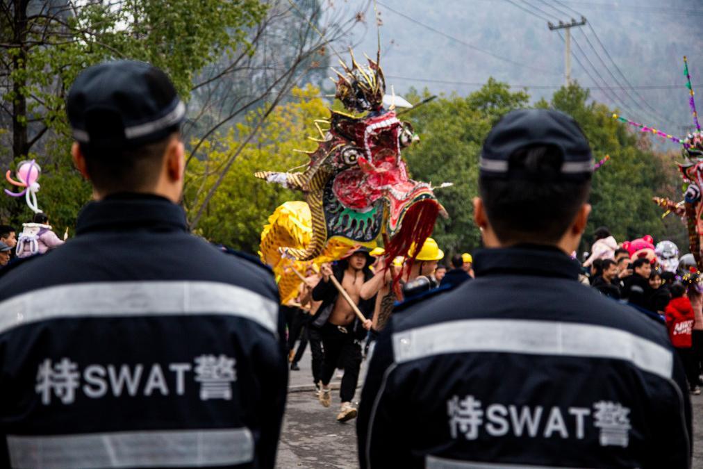 你团圆欢聚 我倾力守护——吉首公安圆满完成元宵节系列安保任务 法报视线 新湖南