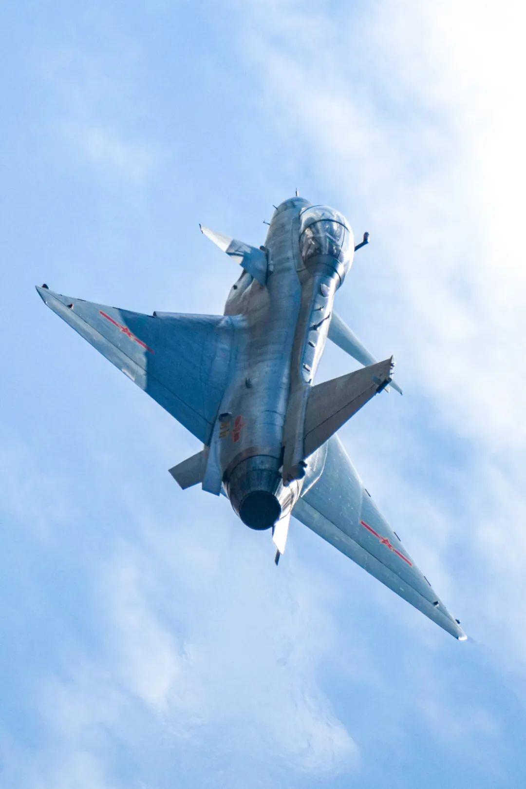 超清战机壁纸战鹰配蓝天绝美