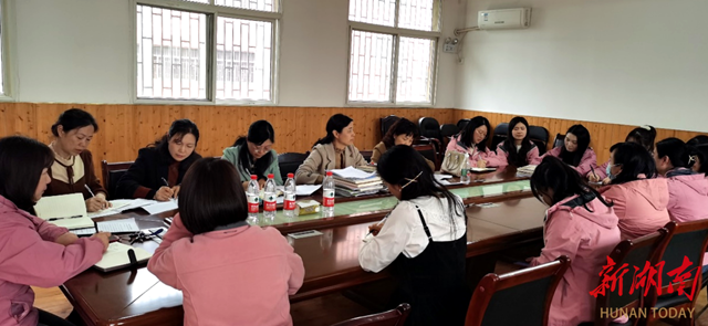 邵阳市教科院开展两项试点视导工作