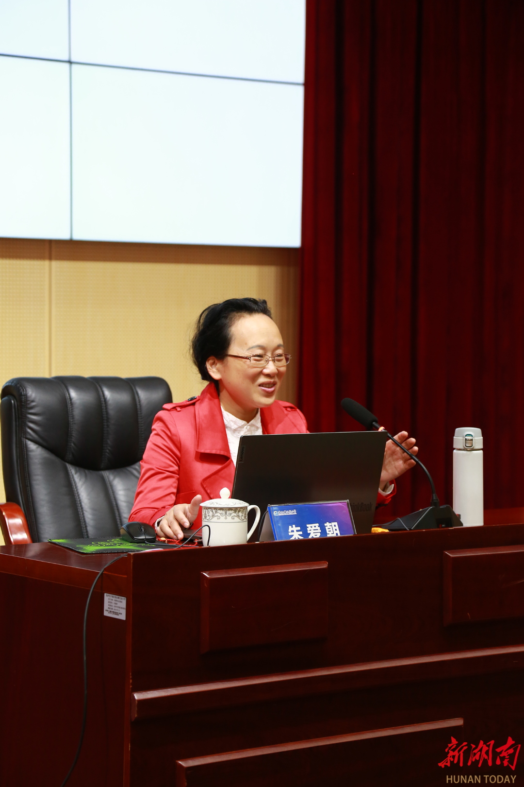 名师引领促成长,行而不辍期未来——长沙市黄玲玲小学语文名师工作室