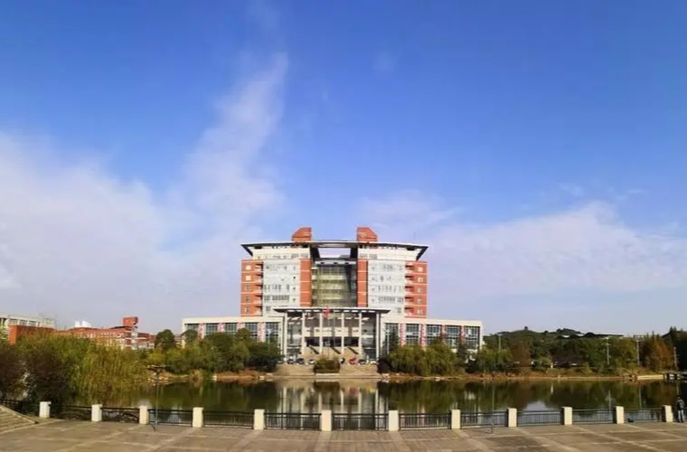 长沙理工大学获批工信部“专精特新产业学院”建设项目
