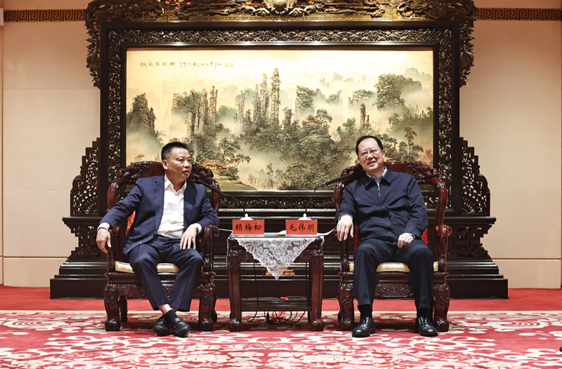 为高质量发展插上现代物流&ldquo;翅膀&rdquo; 毛伟明与中通快递董事长赖梅松座谈