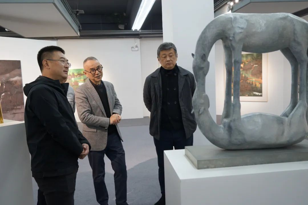 艺评丨赵力:刘云的艺术探索有一以贯之的文化属性 - 评论 - 新湖南