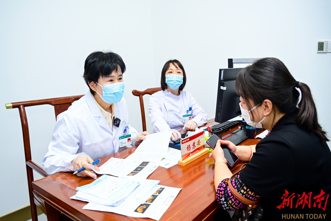 来了一群名医,受到患者“追捧”——直击长沙市第一医院知名专家门诊现场 - 长沙 - 新湖南