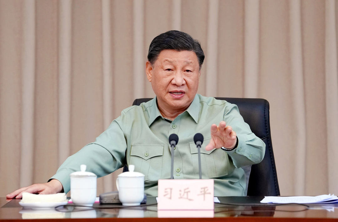 习近平在视察南部战区海军时强调 深化练兵备战 加快转型建设 全面提高部队现代化水平
