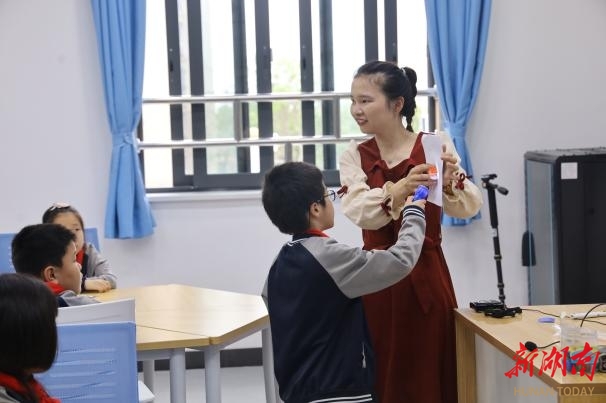 湖南师范大学长沙市开福区清水塘鹅秀小学教育硕士联合培养基地授牌
