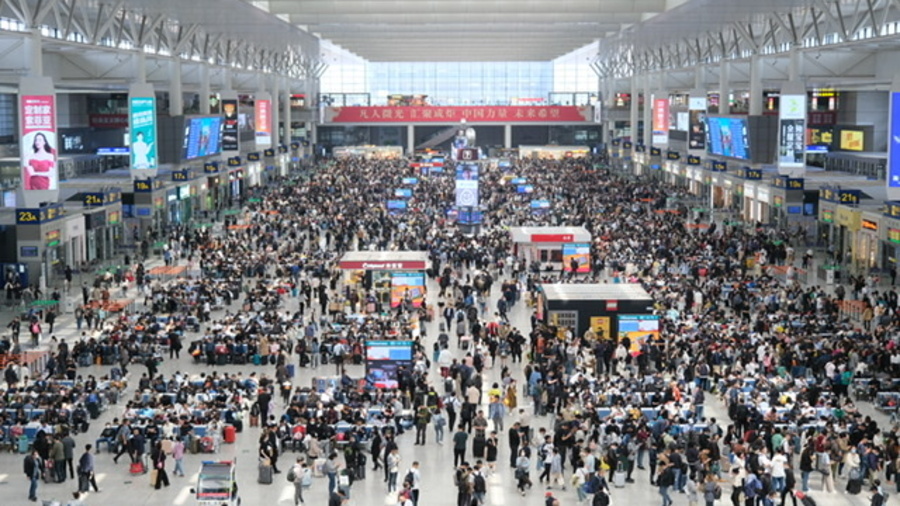 单日发客65万人次！五一铁路上海站或创发送量历史新高