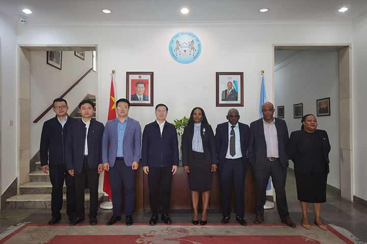 常德市人民政府副市长谭丁率团拜访安哥拉博茨瓦纳驻华大使馆