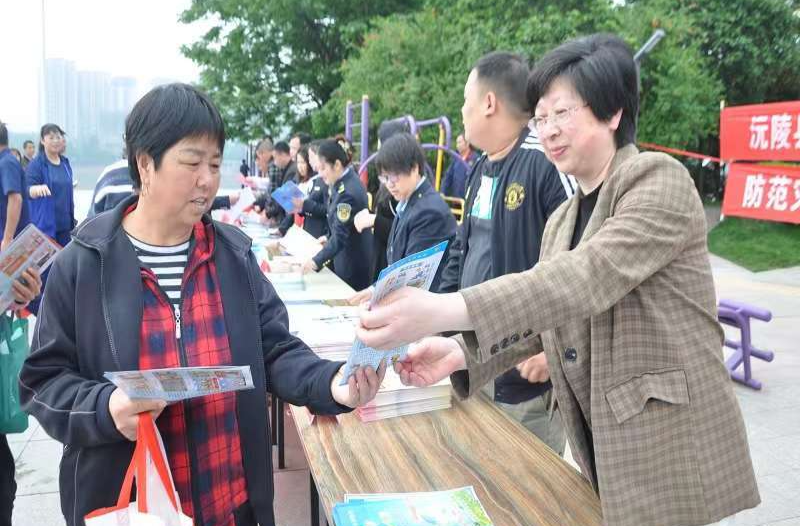 沅陵县水利局开展水旱灾害防御知识宣传活动