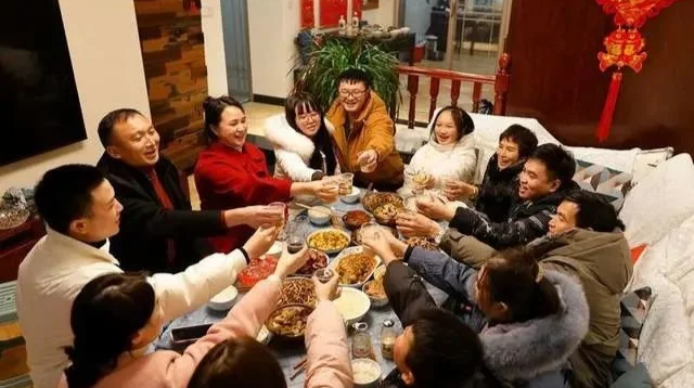 年轻人“断亲”，是理性还是感性？