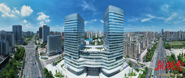 爱尔眼科之光|爱尔眼科集团首次参加全国科技活动周开幕式-新湖南