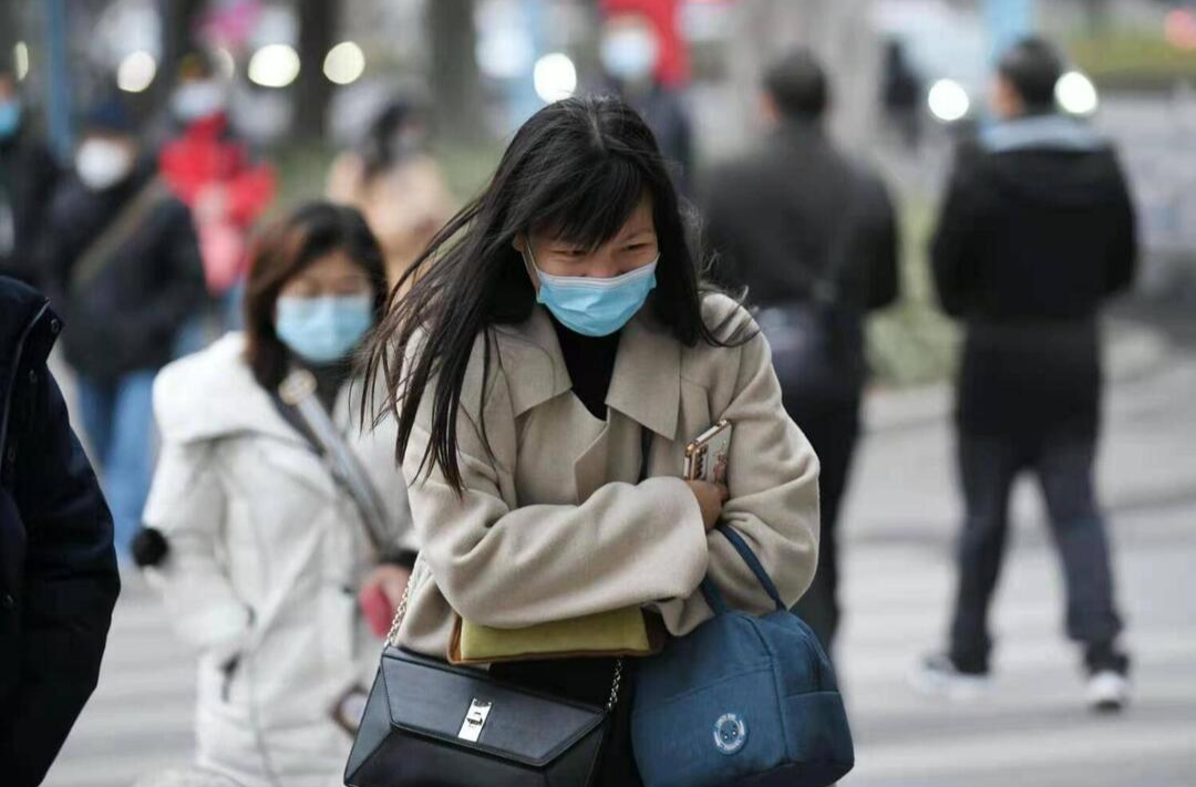 湖南今天有冷空气影响，明天气温就回升啦！