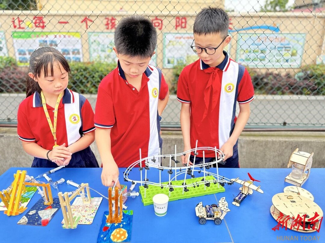 渌口区育红小学举行"六一"庆祝活动暨"新时代好少年"颁奖典礼-新湖南