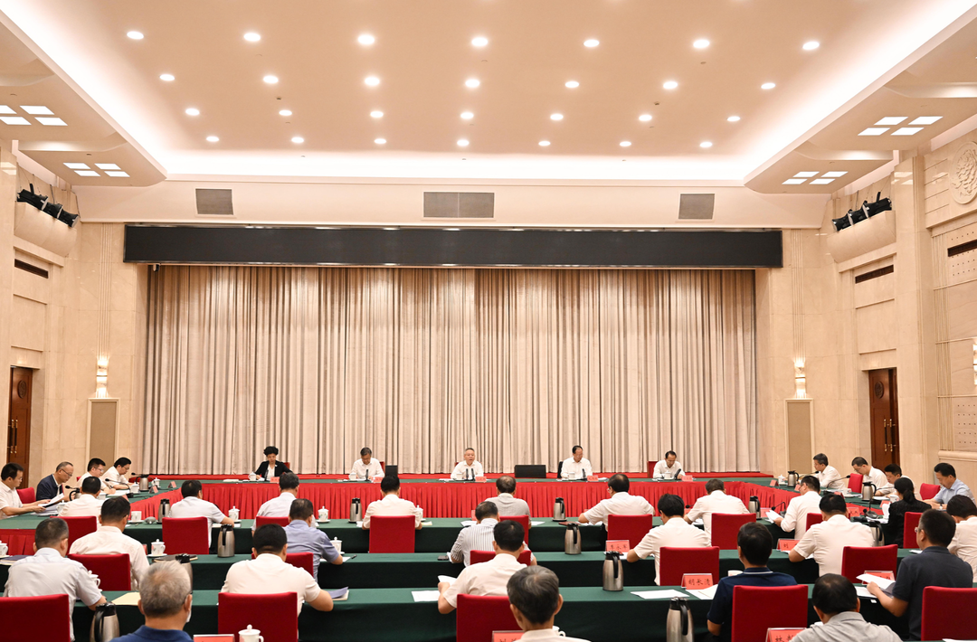 沈晓明：抓好巩固拓展脱贫攻坚成果同乡村振兴有效衔接 推动宜居宜业和美乡村建设取得新成效