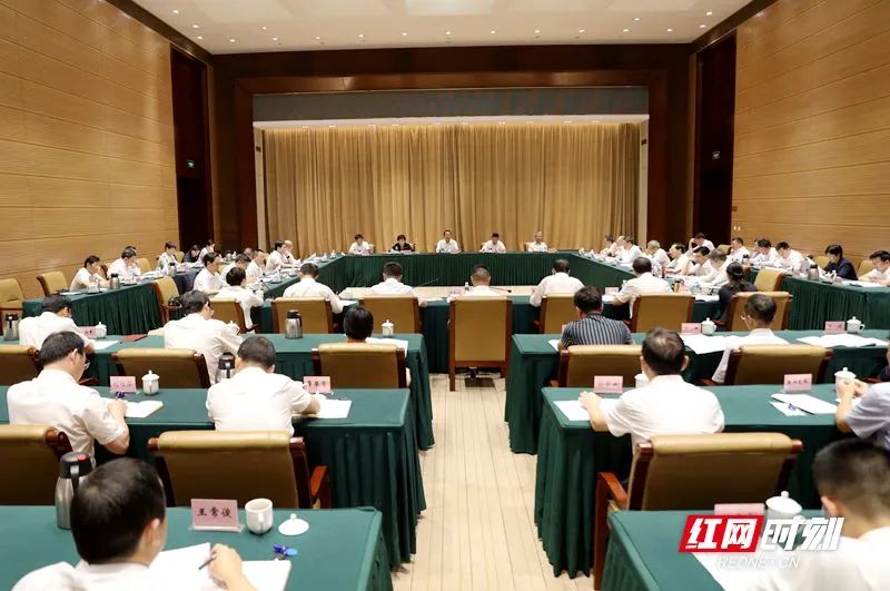 杨浩东：做好文化传承发展工作 更好担负起新的文化使命