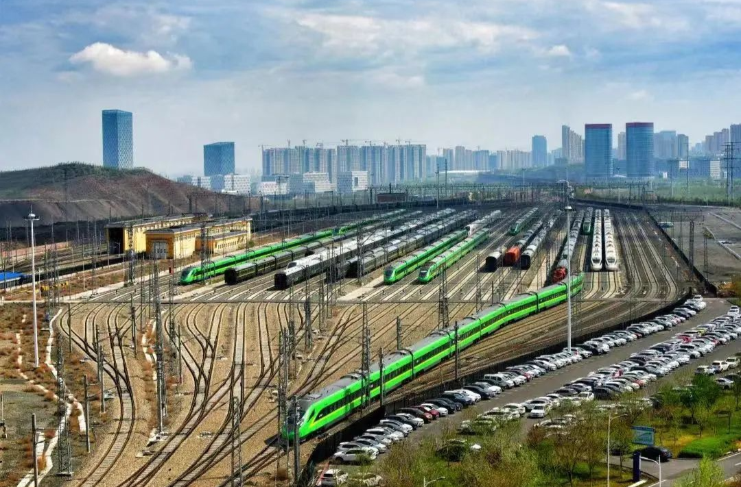 全国铁路7月1日起实行新的列车运行图