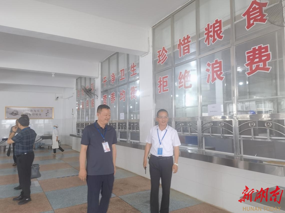 慈利县教育局:杨锦督查慈利县初中学业水平考试工作 - 教育资讯 - 新