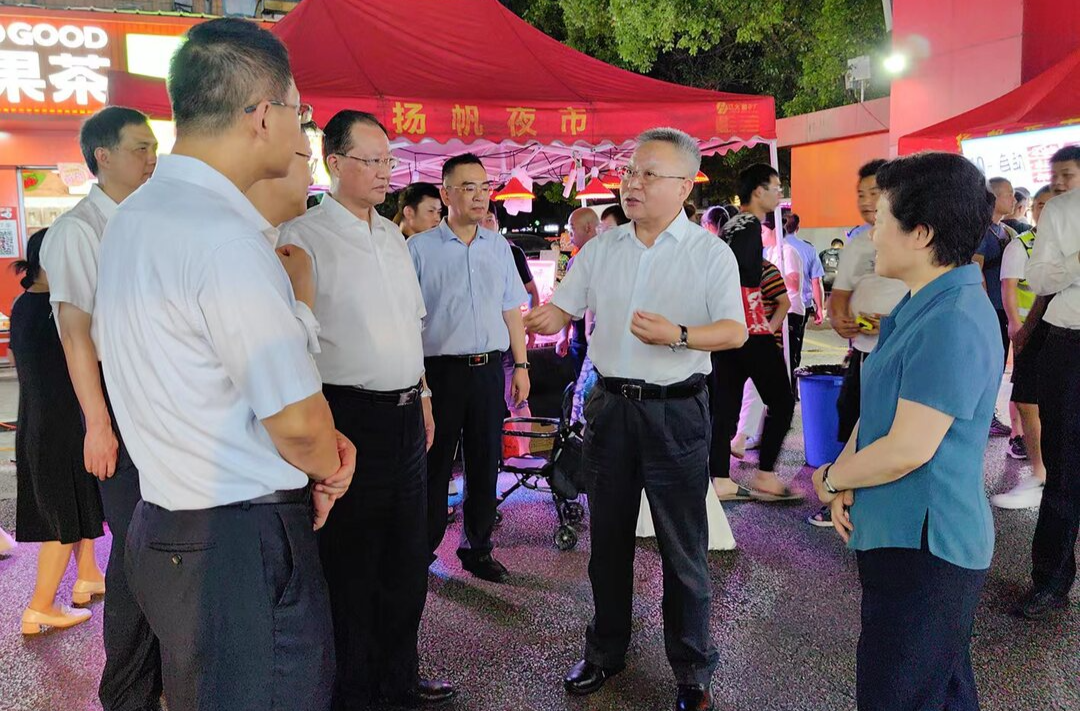 沈晓明毛伟明“四不两直”检查长沙市城市运行安全情况