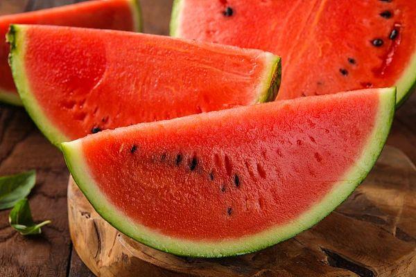 保鲜膜包过的西瓜细菌爆表？一组实验告诉你